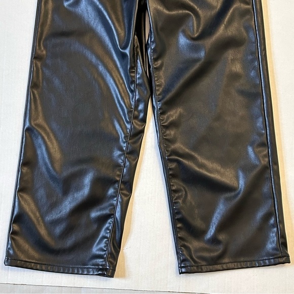 Dollhouse Black Vegan Leather Wide Leg Cropped Pants 26 - Picture 5 of 13